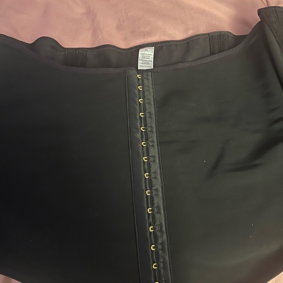 New - Picture 2 of 6